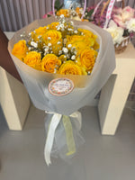 Load image into Gallery viewer, Yellow Roses