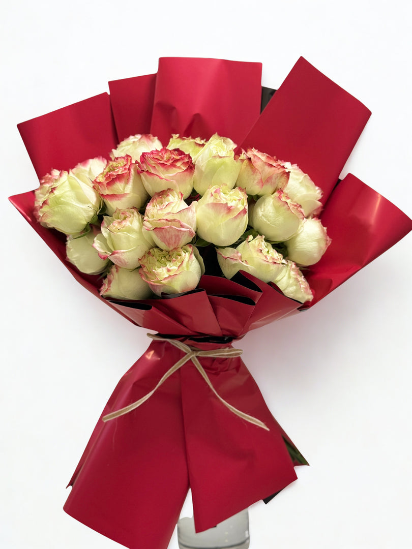 Blushing Elegance: Premium Bicolor Rose Bouquet