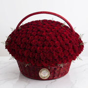 Royal Crimson Basket of 500 Red Roses