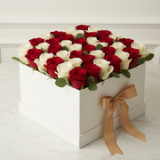 UAE National Day Alternating Rose Pattern Box
